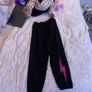 Black, lightning bolt sweatpants